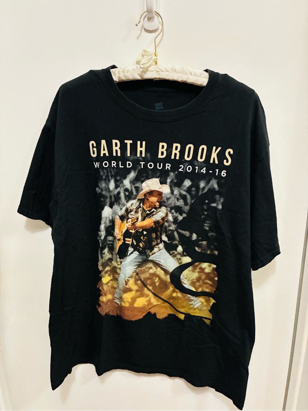 Garth Brooks World Tour 2014-2016 Black Graphic Band Tee